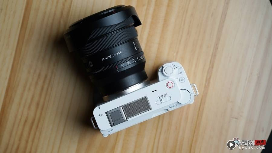 开箱｜Sony ZV-E1，全世界最轻巧的全片幅、可换镜头 Vlog 相机！ 数码科技 图9张